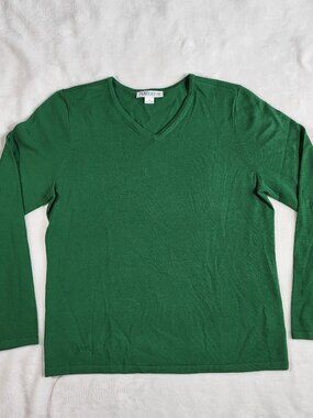 Pendleton 100% Merino Wool Green V-Neck Womens Sweater - Size M